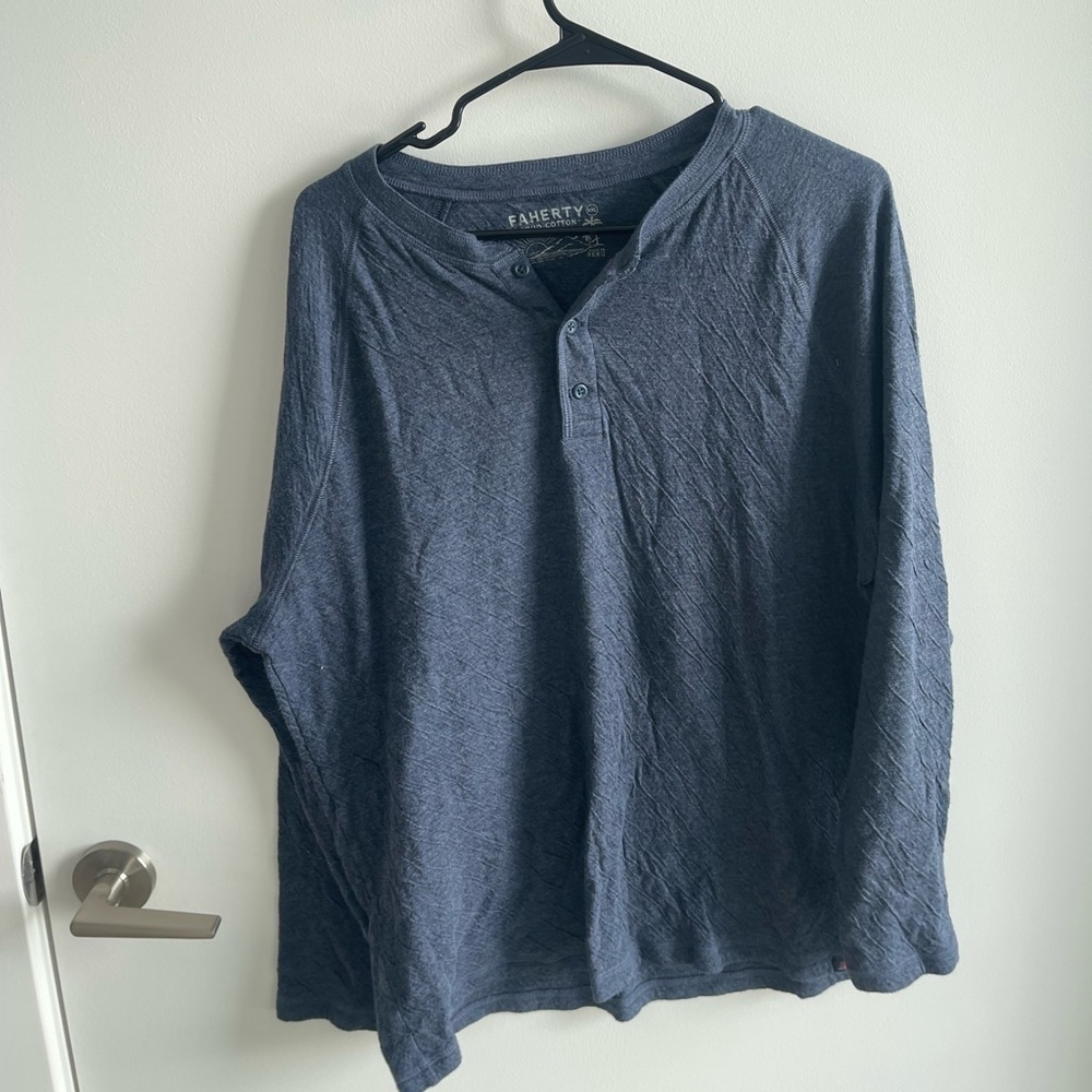 Faherty Men's Navy Long Sleeve Henley